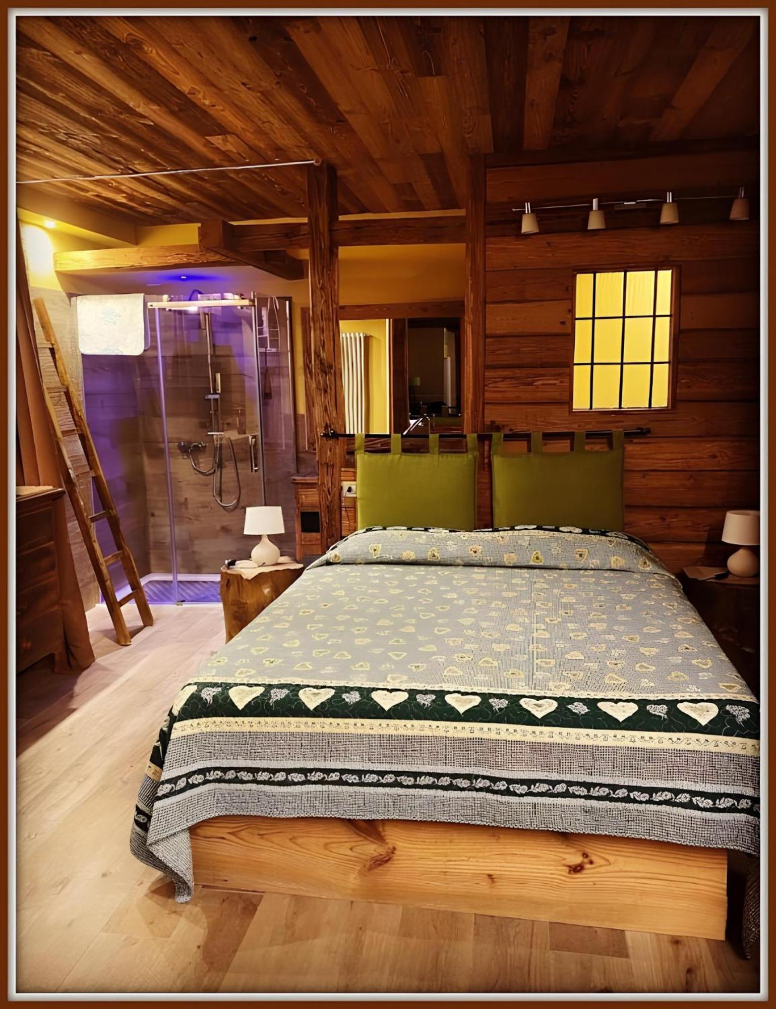 Chalet Con Jacuzzi Vista Montagne Aosta Rom bilde